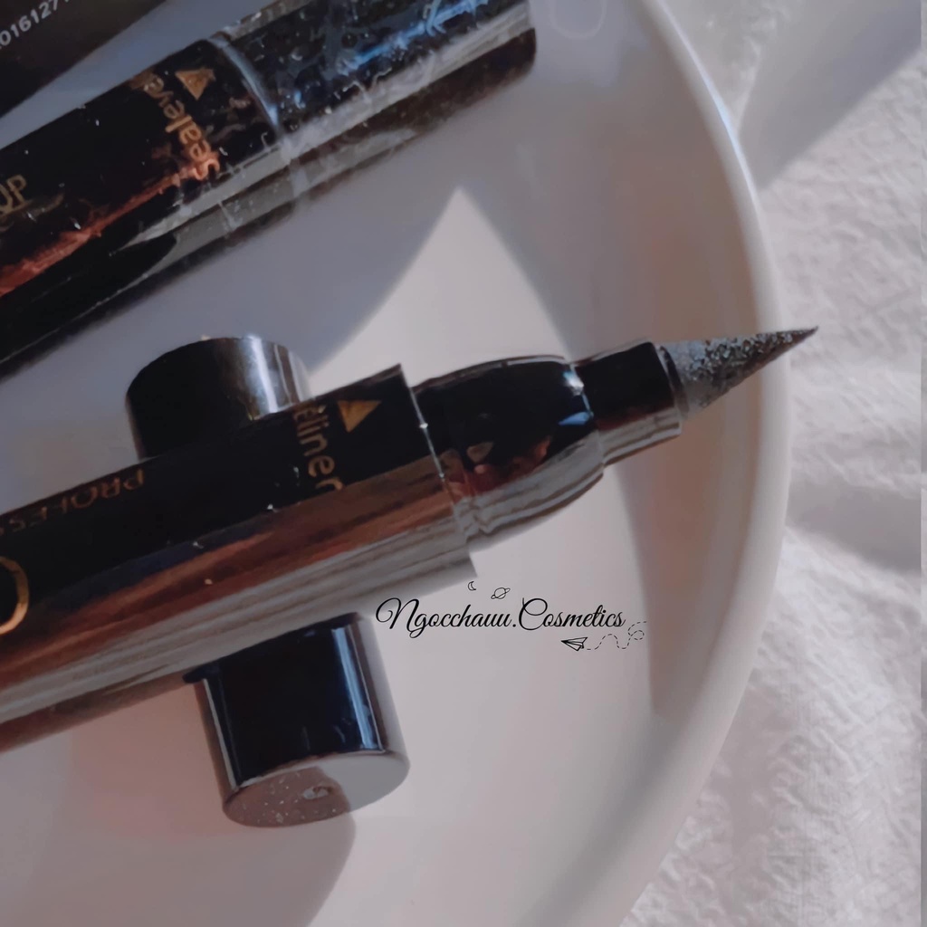 Bút kẻ mắt 2 đầu trang điểm thần thánh