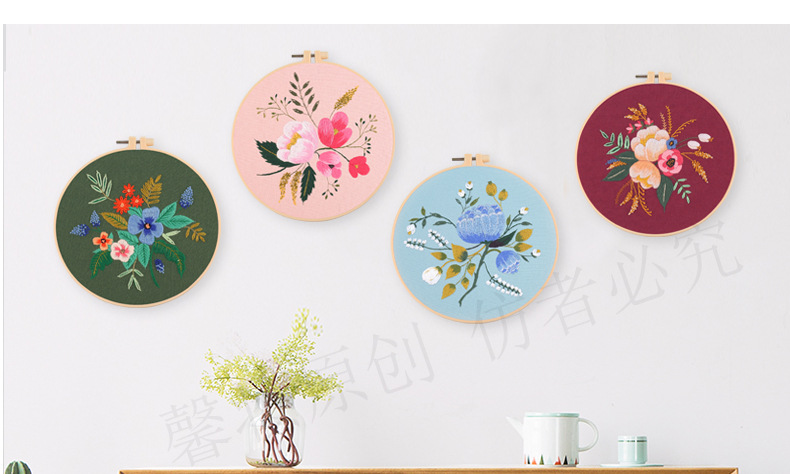 Bộ Dụng Cụ Thêu Hoa Vải Màu Sáng Nhiều Màu Sắc