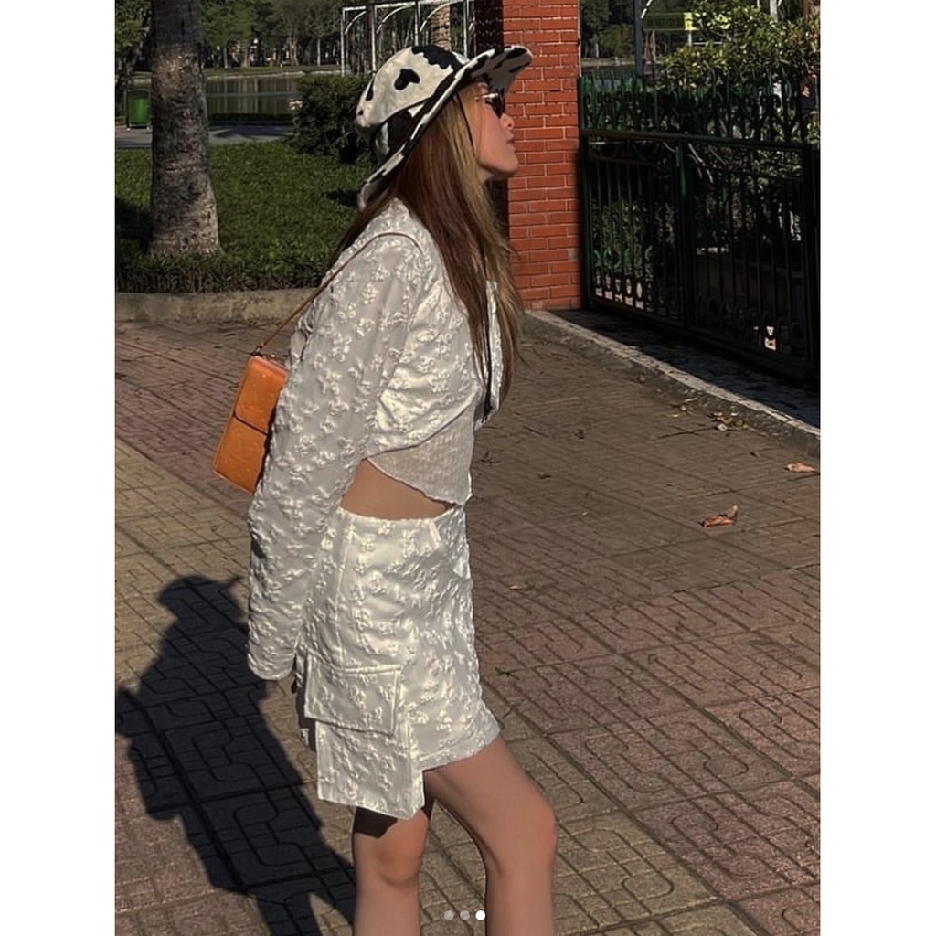 Chân váy xốp hơi HeartBurn trắng