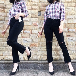 Quần jeans đen 9 tấc loe rách gối