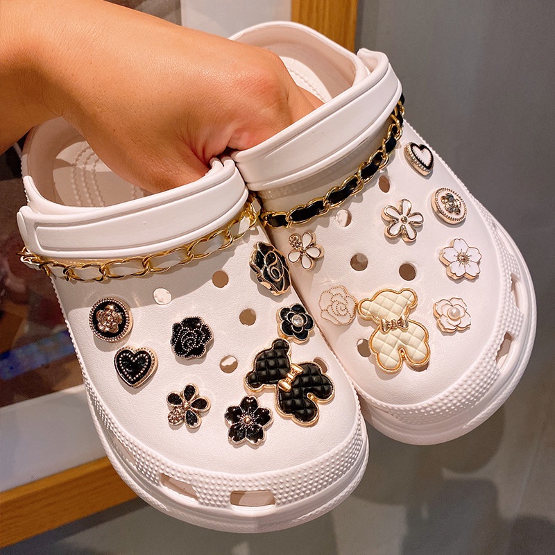 phụ kiện dép Crocs charm DIY khóa giày crocs jibbitz Nhựa trang sức Phụ kiện trang trí giày crocs nút trang trí giày trẻ em Dép Sandal Đồ trang sức Quà tặng sáng tạo món quà đặc biệt