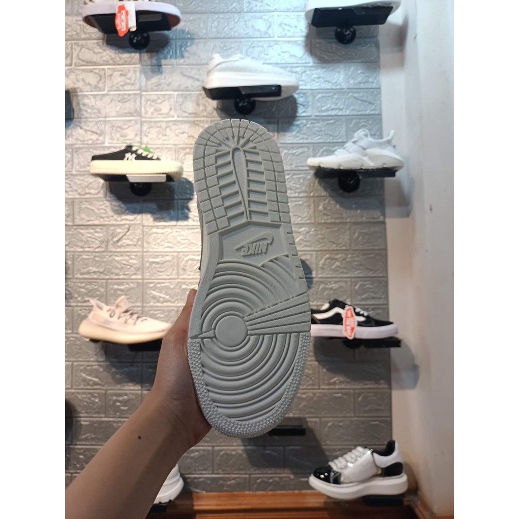 Giày Jordan low nam nữ chuẩn xịn cao cấp | BigBuy360 - bigbuy360.vn