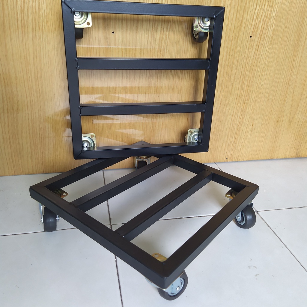 Đế Lót Chậu Trồng Cây Đa Năng Kích Thước 40X40