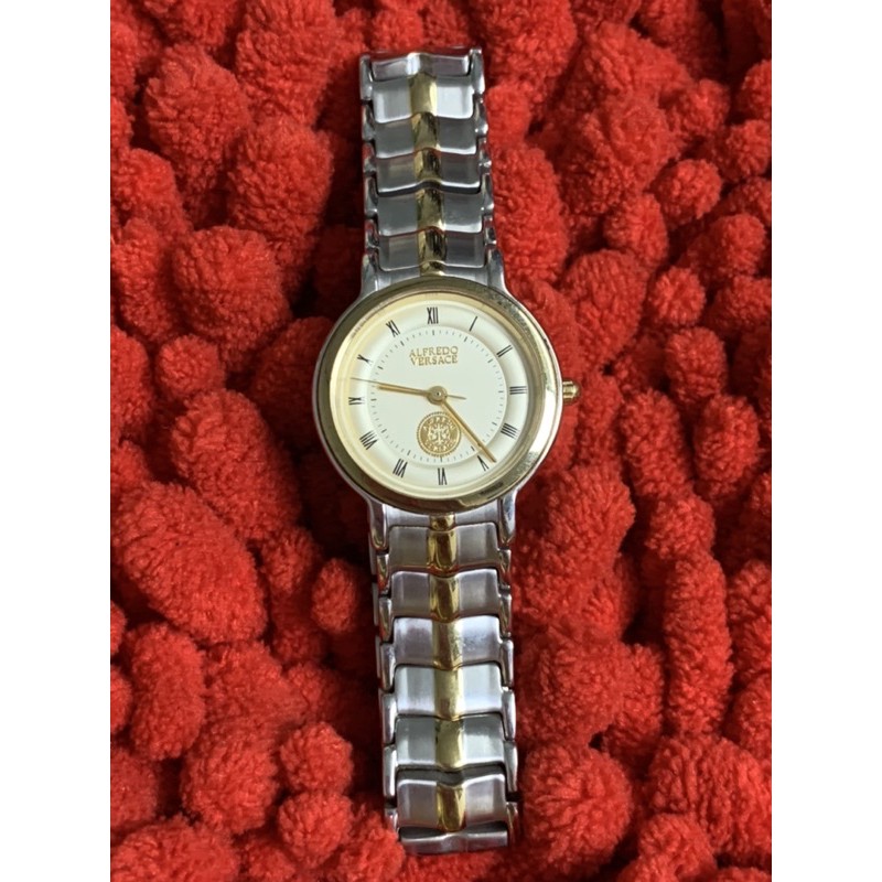Đồng hồ nữ Versace Alfresdo hàng si nguyên bản
