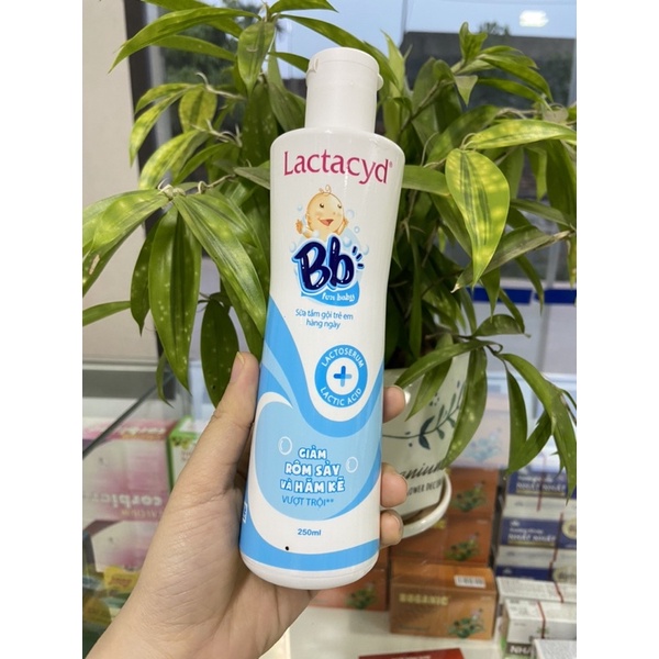 Sữa tắm Lactacyd Bb 250ml