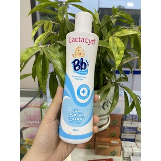 Sữa tắm Lactacyd Bb 250ml