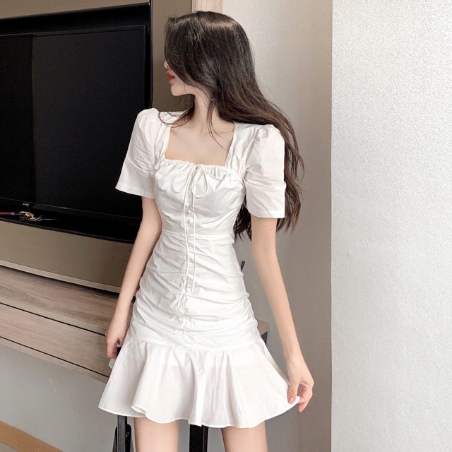 🦩🦩[Hàng order Taobao giống hình] Đầm dáng ôm body màu trắng trơn đuôi cá cổ vuông ngắn tay rút dây ngực [HTB2451CS]