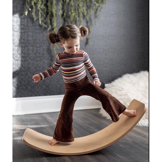 Ván bập bênh, Ván thăng bằng Montessori, Plyconcept Joy Board