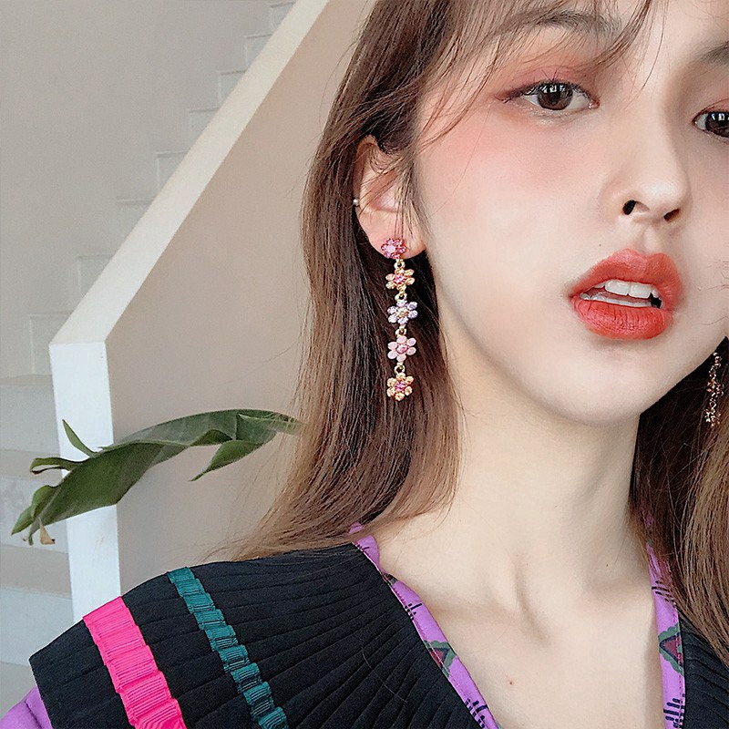 Bông tai dáng dài đính đá zircon nhiều màu rực rỡ MS137