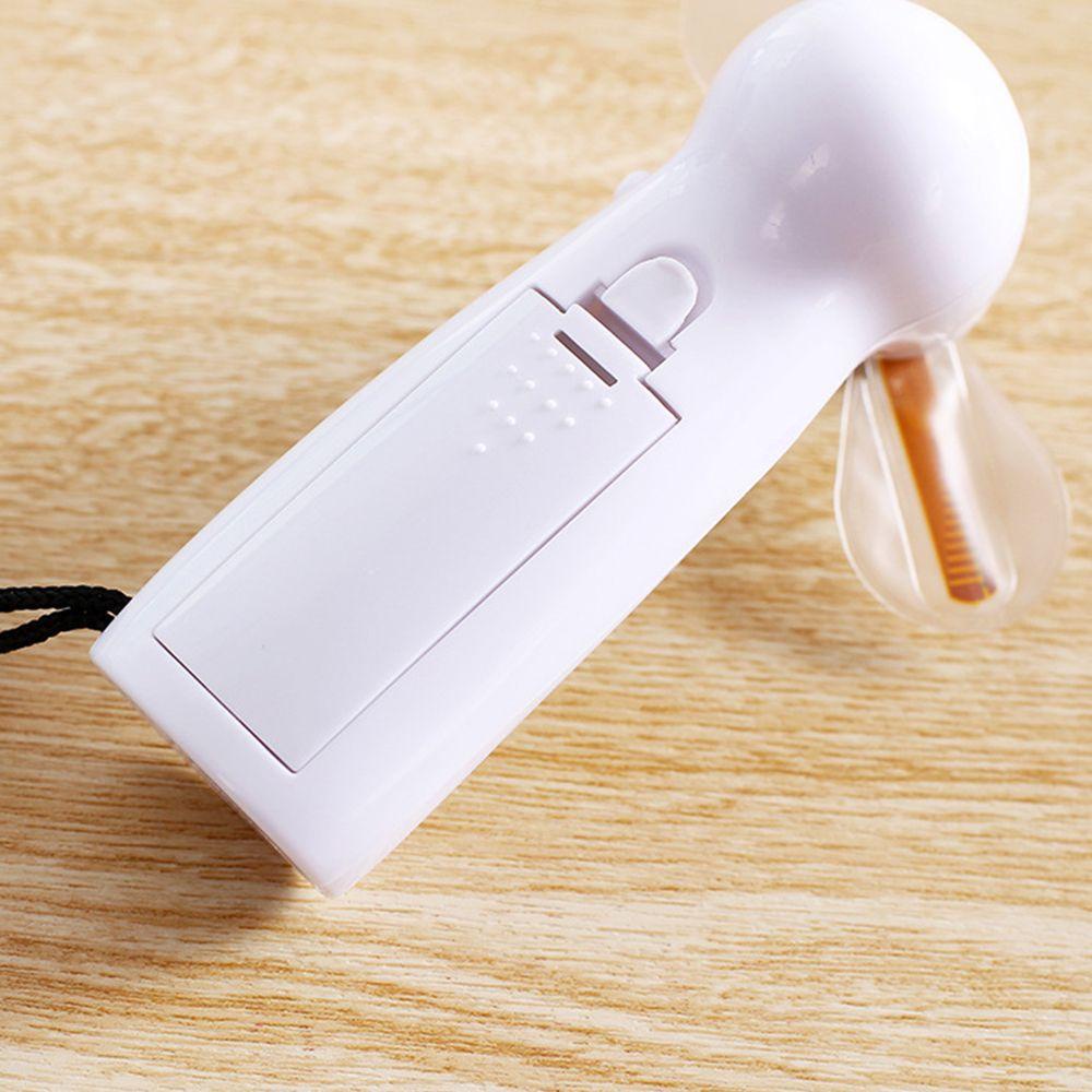 Quạt Cầm Tay Phát Sáng Thời Trang