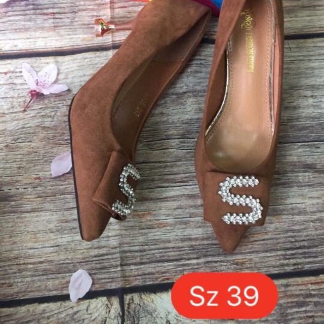 Giày size 38