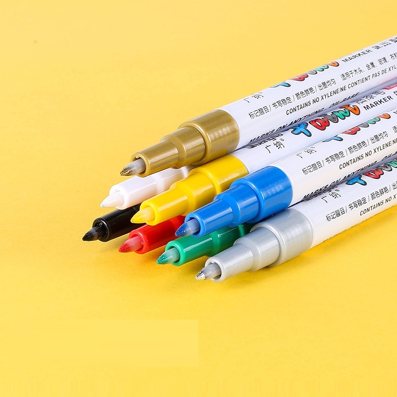 Bút sơn Paint 8 màu nét 1mm, 0.7 mm vẽ trên nhiều chất liệu Paint Marker Medium. MS: GN151