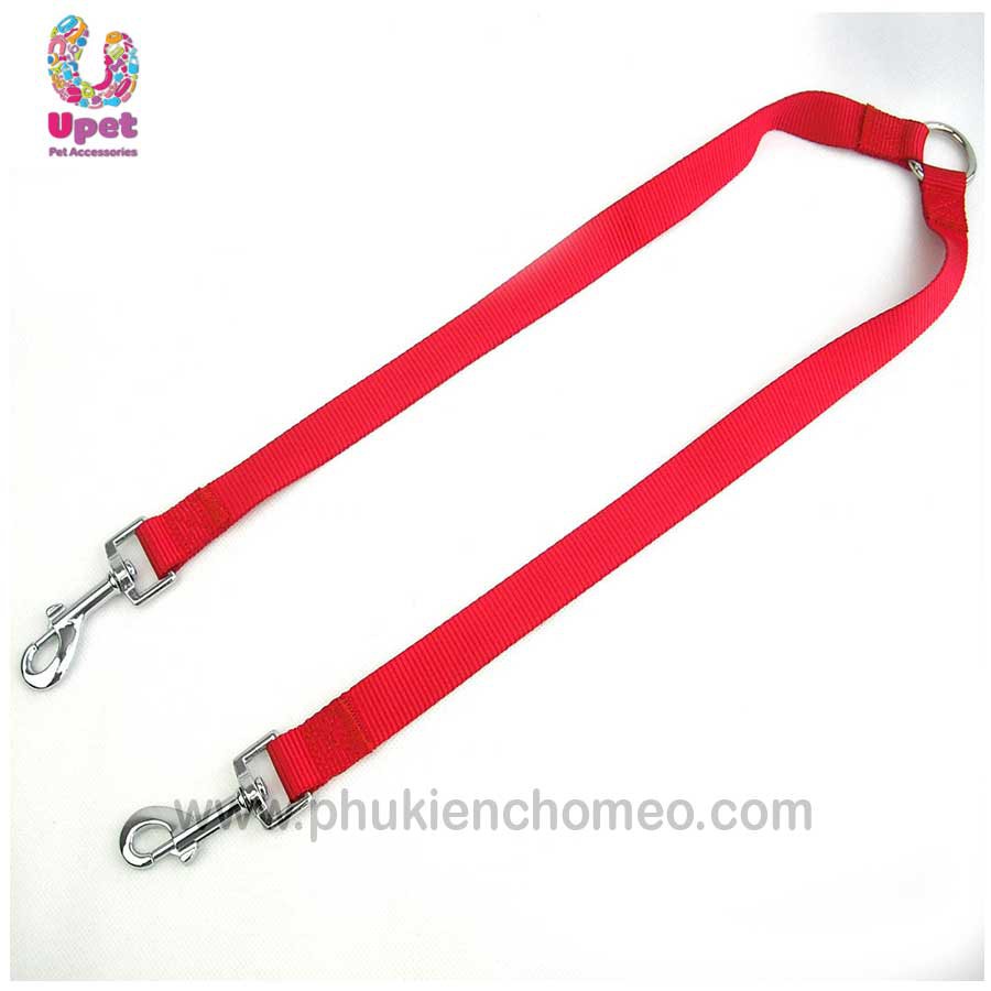 Dây kéo chia 2 đầu dắt được 2 thú cưng hoặc vừa dùng dắt cún đi dạo vừa cố định các bé khi cần thiết bằng móc khóa
