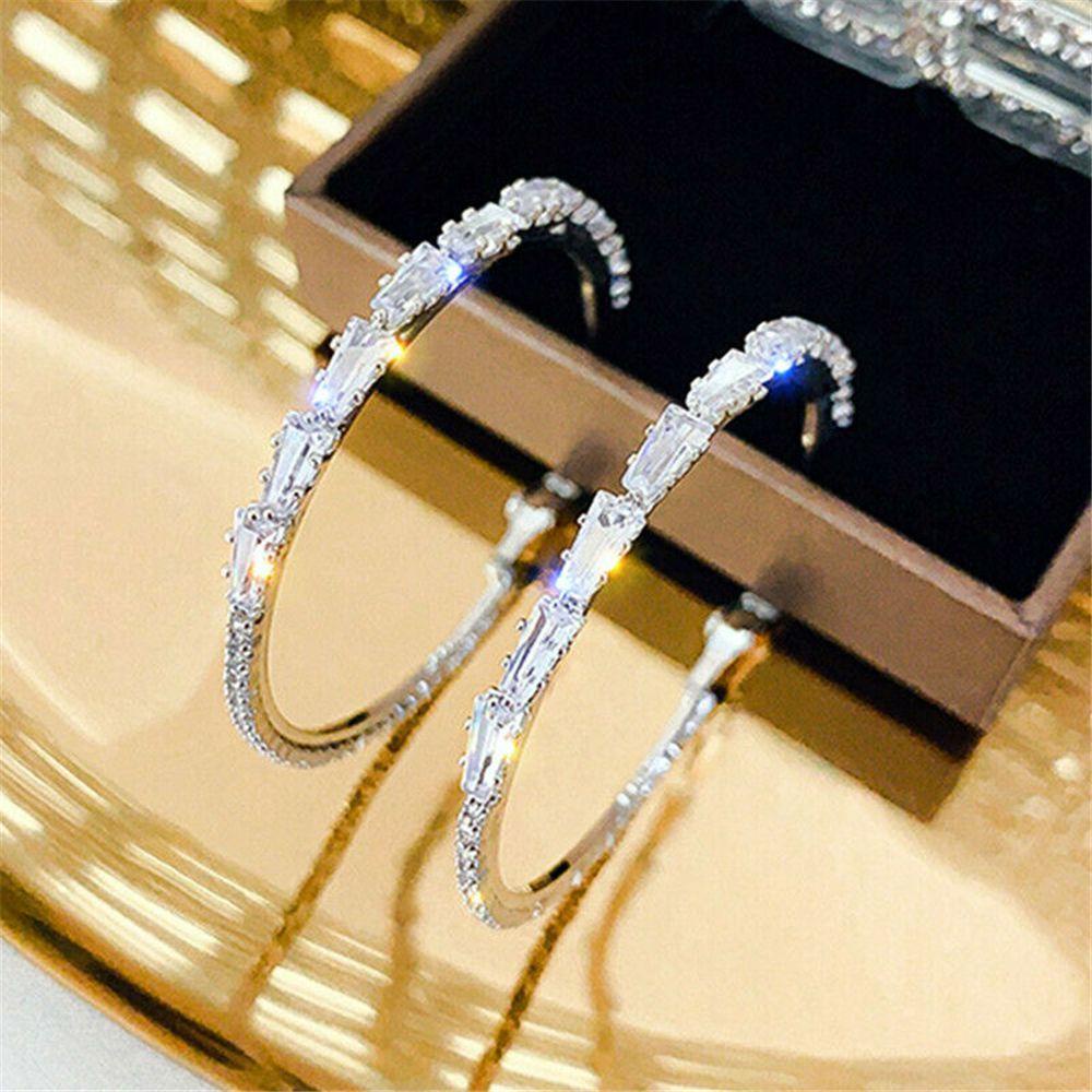 Bông Tai Hình Tròn Đính Đá Sapphire Trắng Thanh Lịch Thời Trang