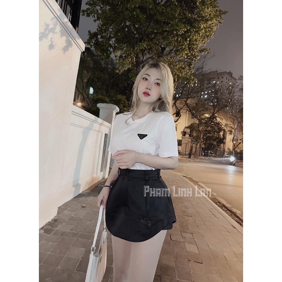 Set áo phông prada chân váy A đính đá quế chi