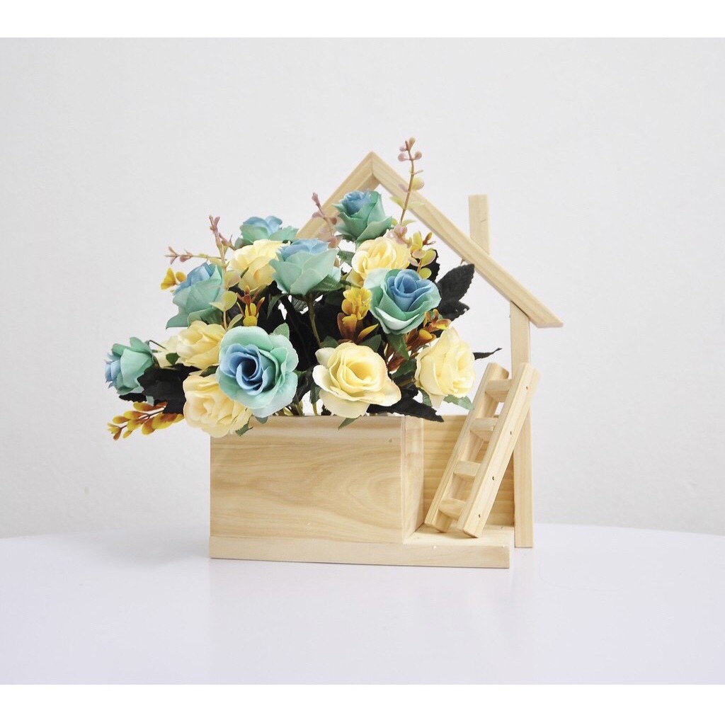 Kệ Gỗ treo tường cắm hoa hình mái nhà có cầu thang-Giỏ hoa gỗ TẶNG KÈM vít, nở nhựa