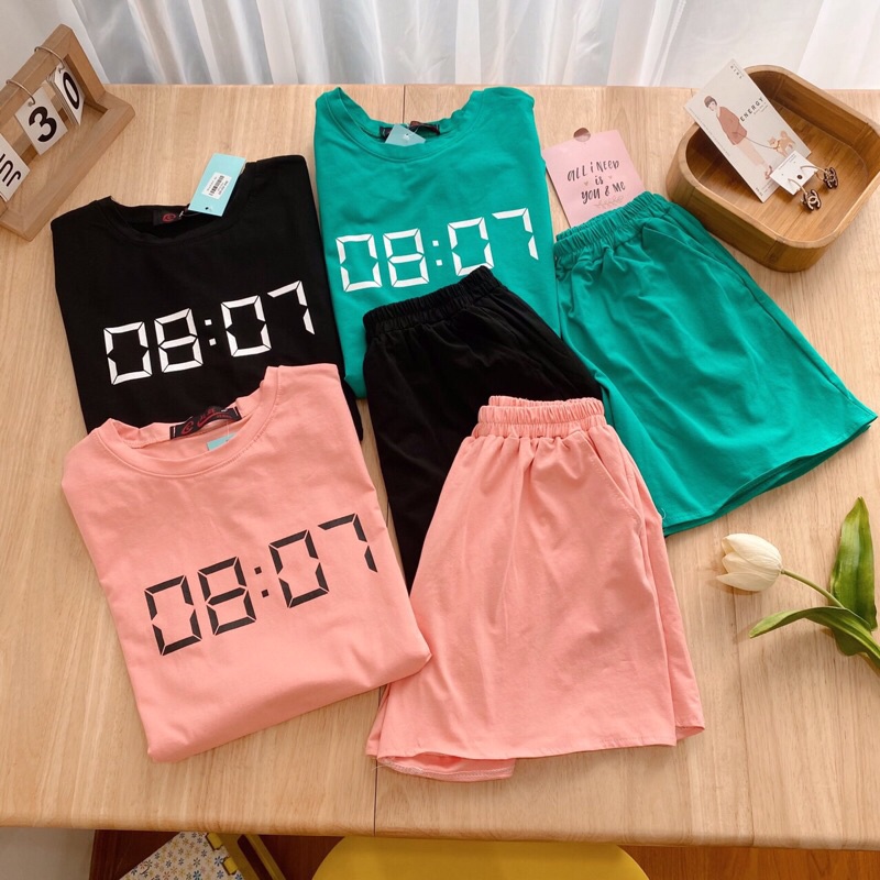 Bộ ba lỗ 08:07