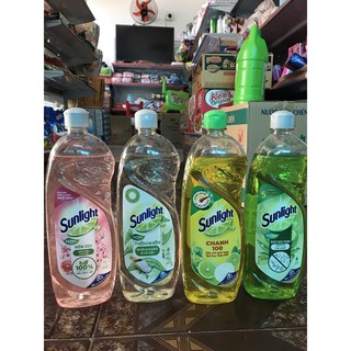 Chai nước rửa chén Sunlight 750g