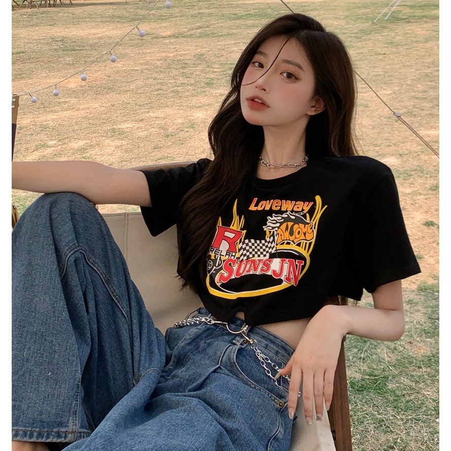 Áo Thun Lửng Instagram Quyến Rũ Dễ Phối Đồ Cho Nữ Áo Thun Tay Ngắn Màu Đen Thời Trang Cho Nữ