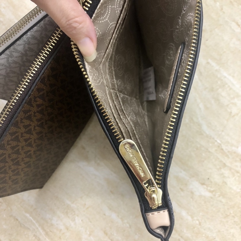 Huongvnxk• Set 3 ví MK bền đẹp