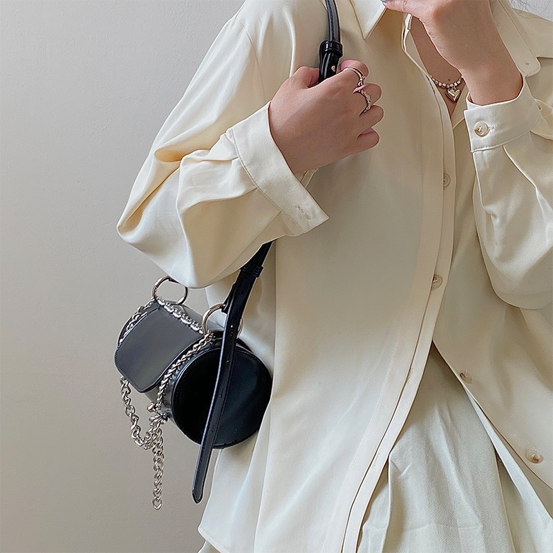 Túi Đeo Chéo Hình Trụ Phối Dây Xích Thời Trang 2022 Cho Nữ