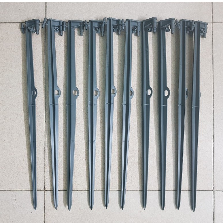 Cây cắm béc tưới 45cm dùng trong hệ thống tưới tự động