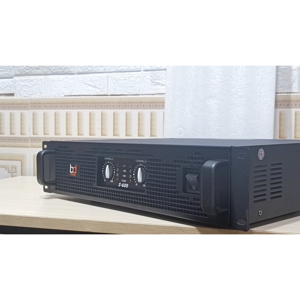 Cục đẩy công suât BD acoustic S-600 2 Kênh - 16 Sò - Mạch Class H - Nguồn Xuyến - Chuyên Karaoke Gia Đình Chất Lượng