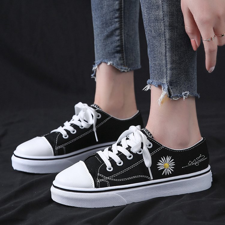 Giày Canvas Đế Bằng Họa Tiết Hoa Cúc Nhỏ Thời Trang 2020