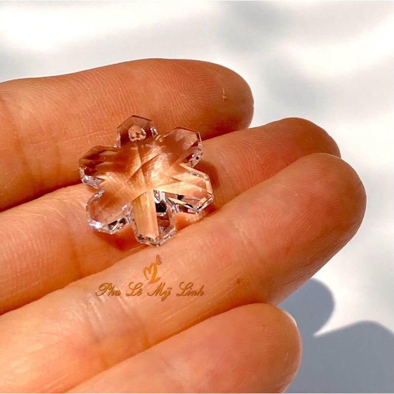 Mặt dây pha lê Swarovski hoa tuyết