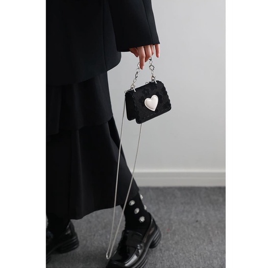 Túi Xách Mini Màu Đen Phối Dây Xích Đơn Giản Xinh Xắn