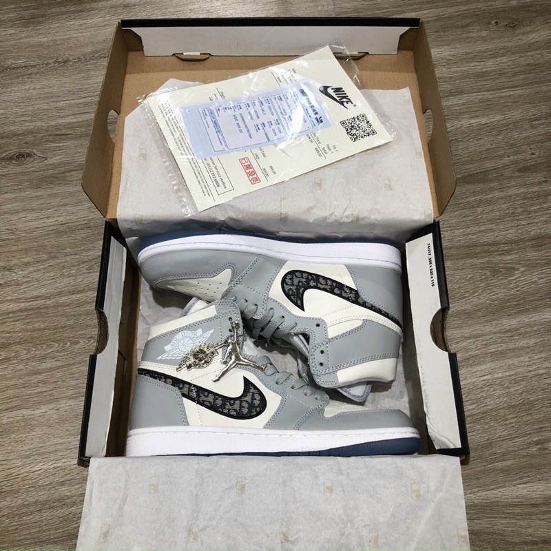 [Bản trung] Giày jordan 1 xám dior, giày jd 1 xám dior cổ thấp cao hàng cao cấp full box bill hãng | BigBuy360 - bigbuy360.vn