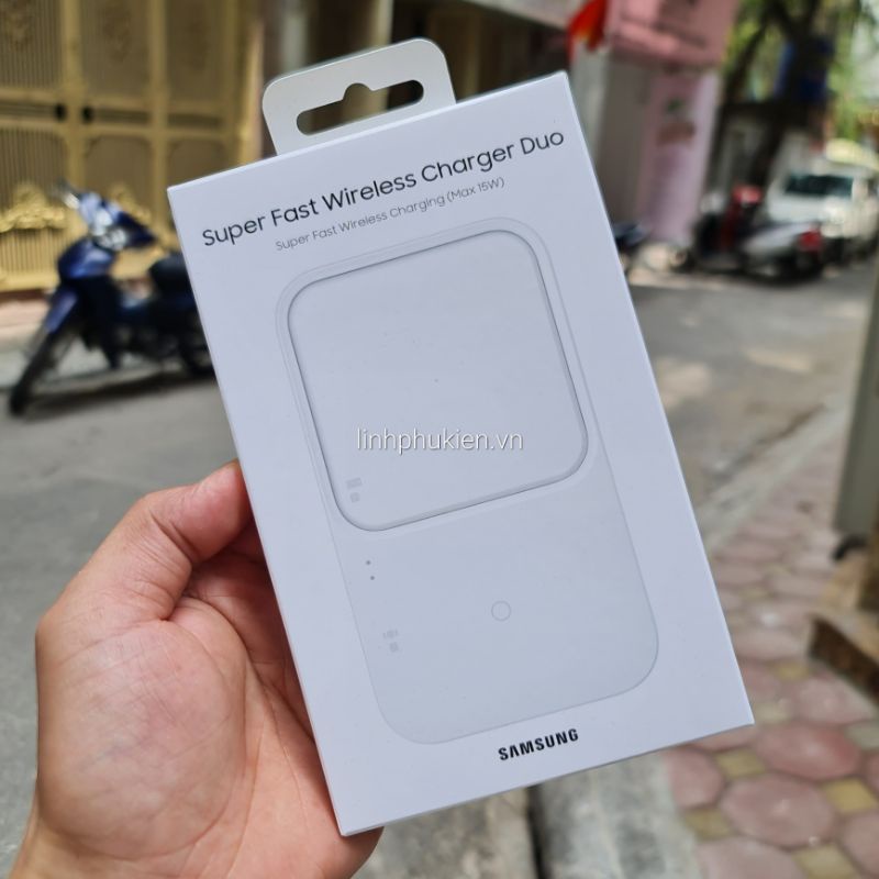 Đế sạc đôi siêu nhanh không dây Samsung Super Fast Charger Duo EP-P5400 2022 - Hàng chính hãng
