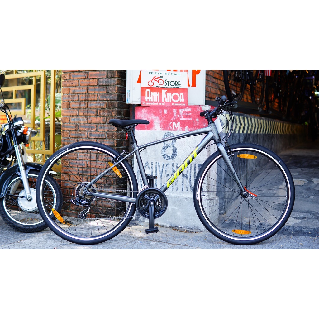 XE ĐẠP ĐƯỜNG PHỐ TOURING GIANT ESCAPE 3 – BÁNH 700C – 2021