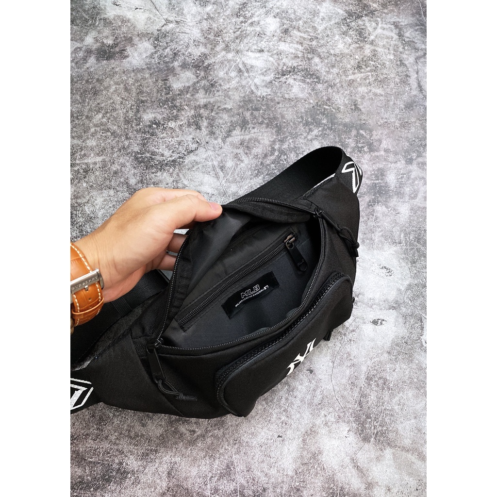 TÚI ĐEO CHÉO B222 SEAMBALL WAIST BAG BLACK