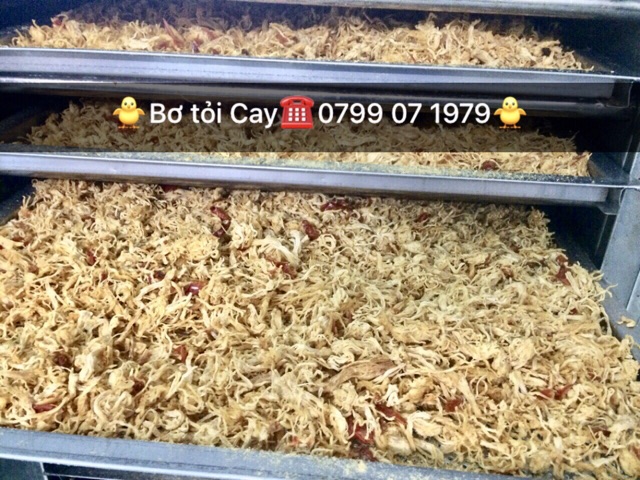 500g Khô gà Bơ tỏi cay  Lày Hoà: 1 túi zipper 500gr