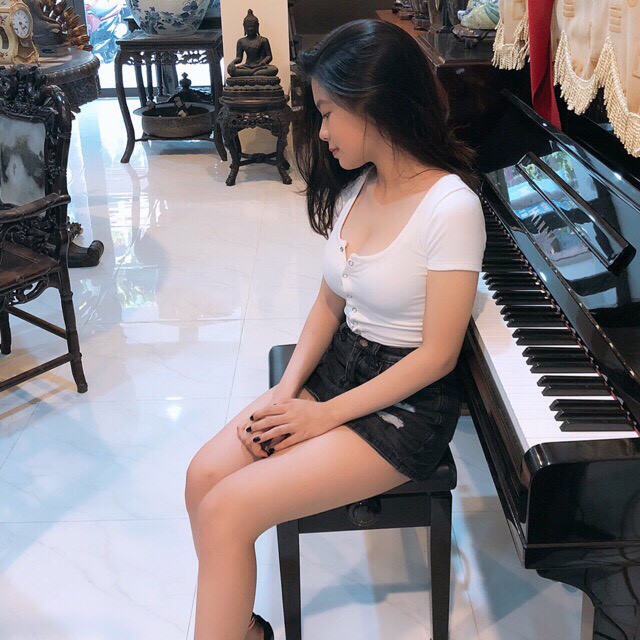 ÁO THUN CROPTOP ÔM BODY TRƠN GÀI NÚT 51