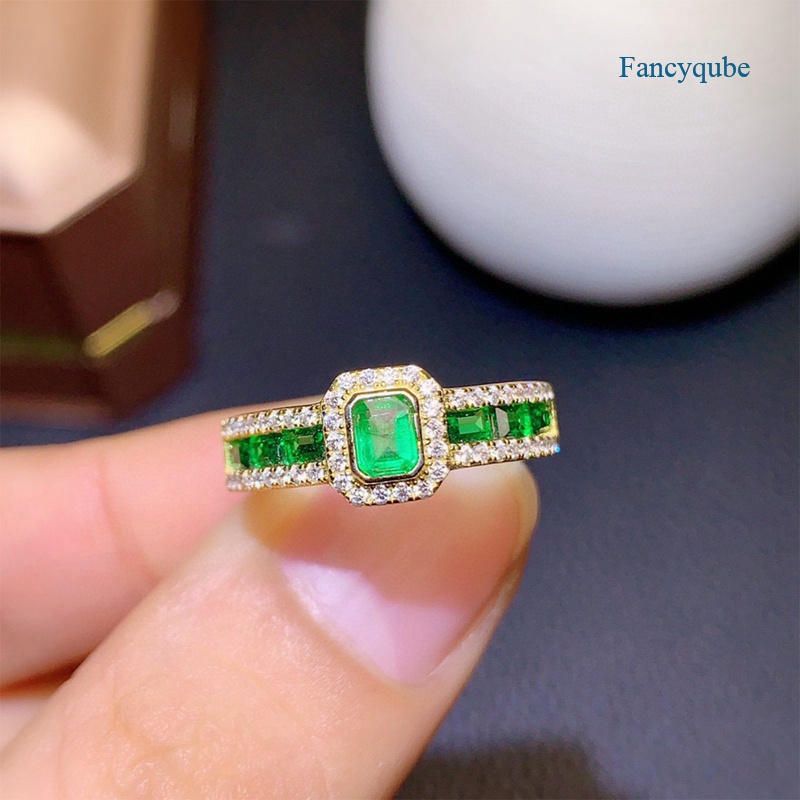 Nhẫn đính đá zircon vuông màu xanh lá thanh lịch có thể điều chỉnh cho nữ