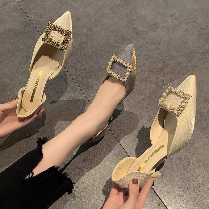 Giày cao gót mũi nhọn hoa ngọc hở eo đế cao 7cm