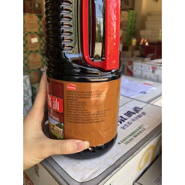 Vua Hắc Xì Dầu - Xì Dầu Màu - Nước Hàng Hải Thiên Can 1,75L