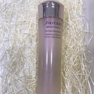Nước làm mềm da chống lão hóa Shiseido Benefiance WrinkleResist24 Balancing Softener Enriched