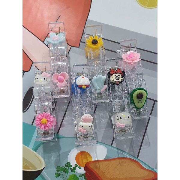 Kẹp càng cua trong phối icon hoạt hình