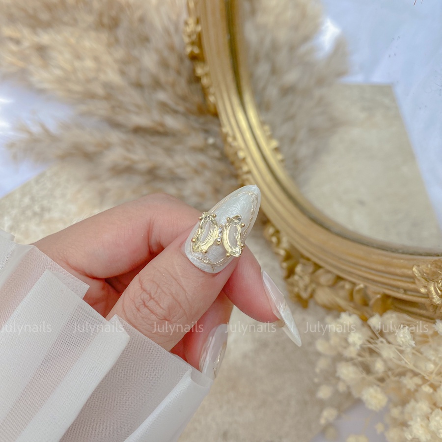 Nail box thiết kế nb154 charm bướm sang chảnh dự tiệc julynails.vn