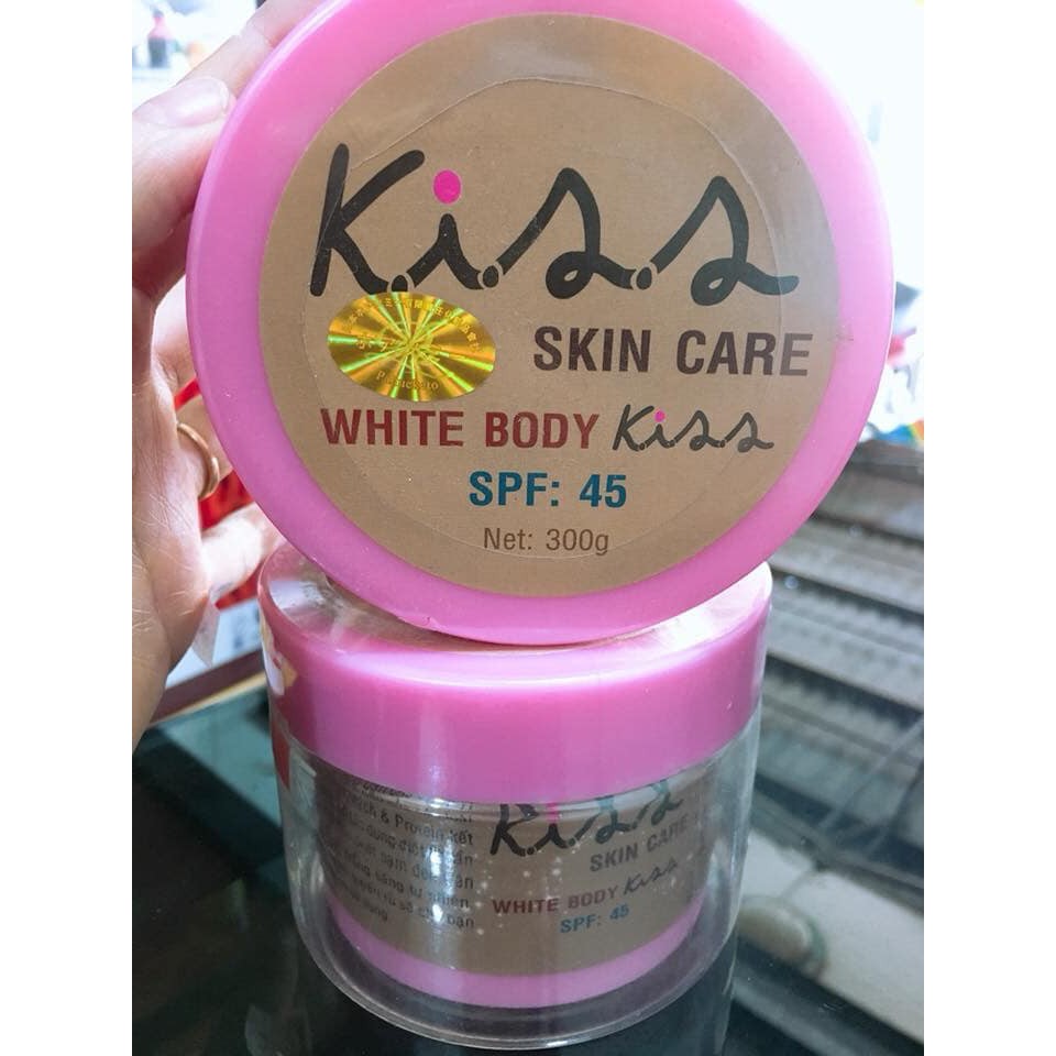 Kem dưỡng trắng da Kiss skin care White body SPF 45