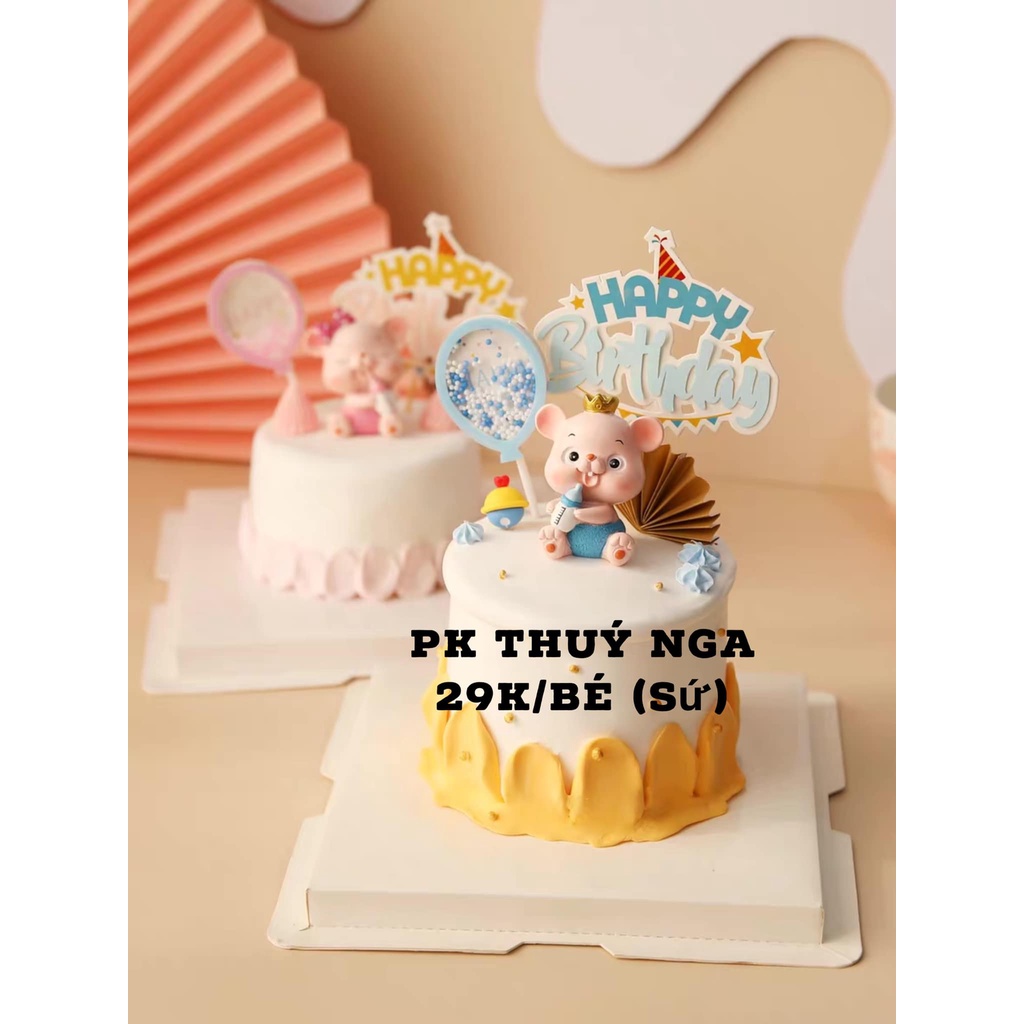 Chuột sứ nơ hồng,vương miện vàng ôm bình sữa