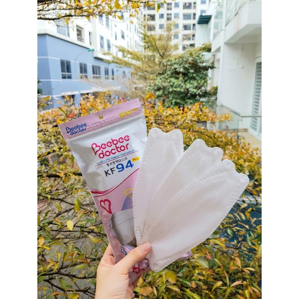 Thùng 300c khẩu trang KF94 Pro+ Bee bee xuất Hàn!!!!