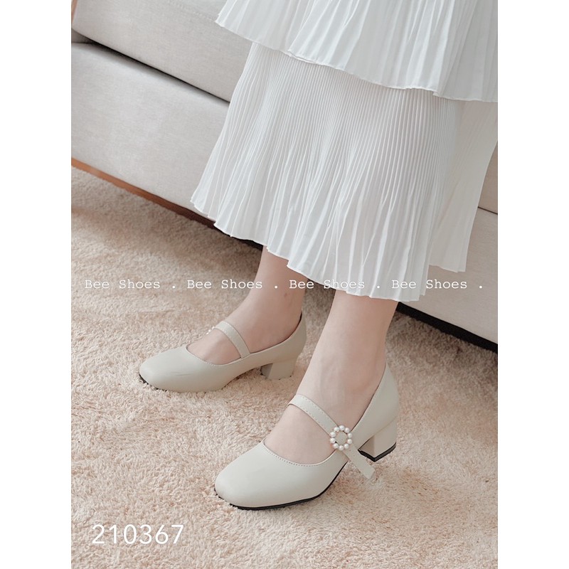 BEESHOES - GIÀY BÚP BÊ NỮ MŨI VUÔNG QUAI NGANG - GIÀY BÚP BÊ NỮ MŨI VUÔNG GÓT VUÔNG CAO 4 PHÂN SẴN MÀU ĐEN - KEM 210367