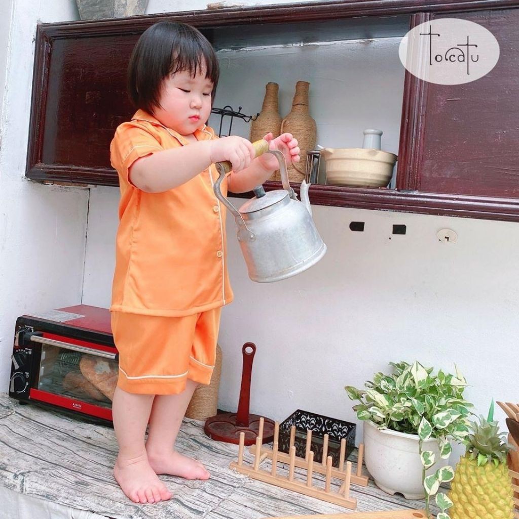 [HÀNG LOẠI 1]PIJAMA Lụa Cộc Tay Cực Kì Mềm Mại Và Tạo Sự Thoải Mái Cho Bé Từ 6 Tháng Đến 10 Tuổi