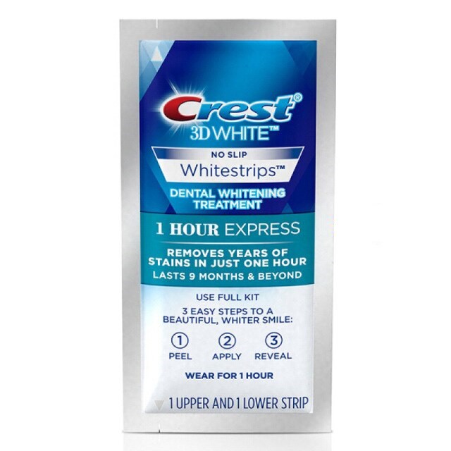 Miếng dán trắng răng cấp tốc Crest 3D White 1 Hour Express