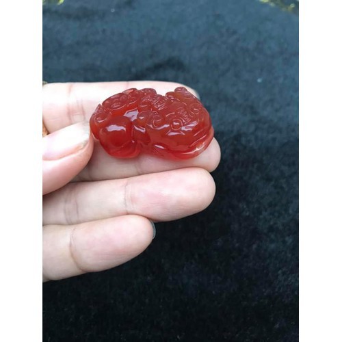 MẶT DÂY TỲ HƯU MÀU ĐỎ - TẶNG KÈM DÂY ĐEO