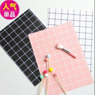 Bìa cứng caro chụp hình